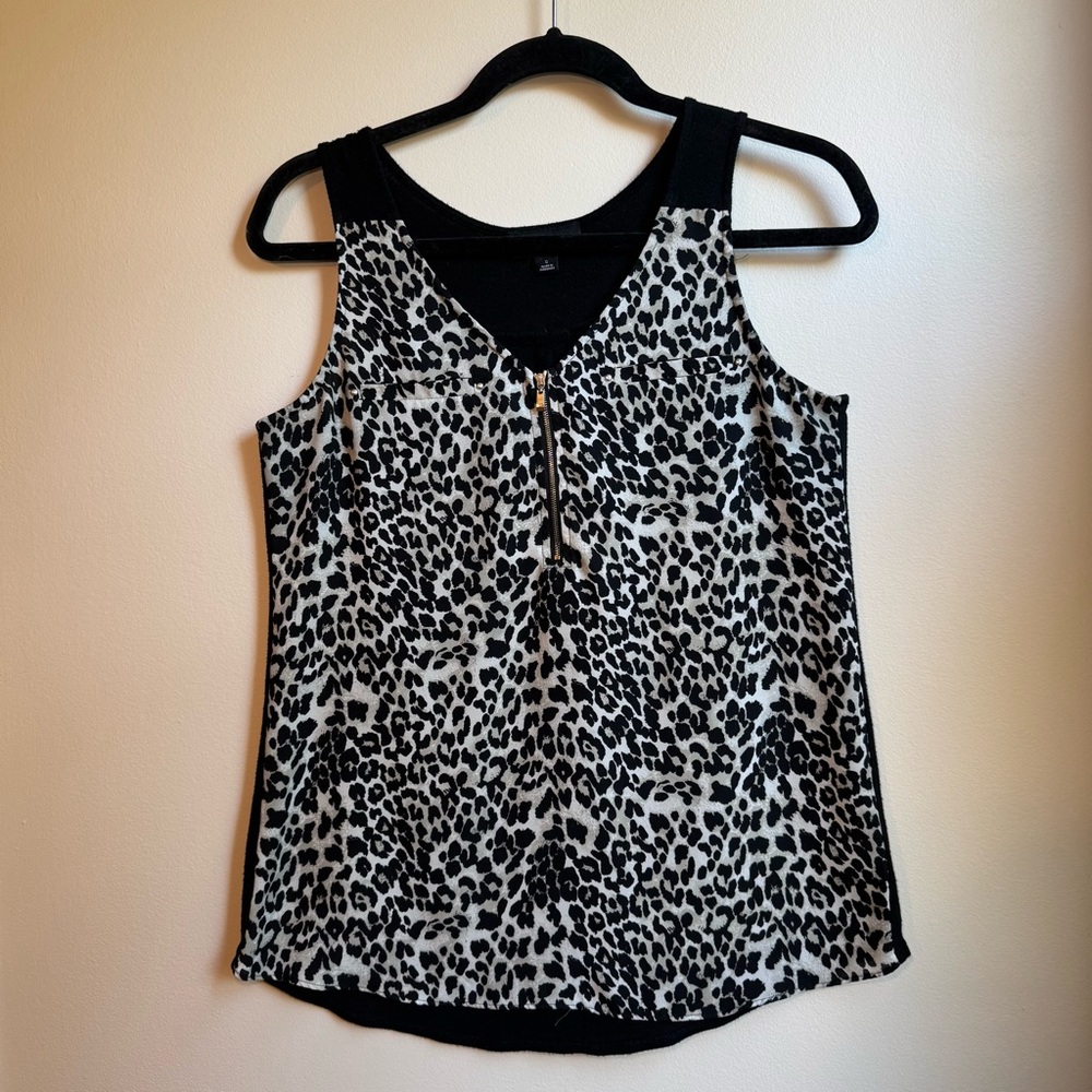 Fortune+Ivy Animal Print Top Black White Women's Small (A1007)